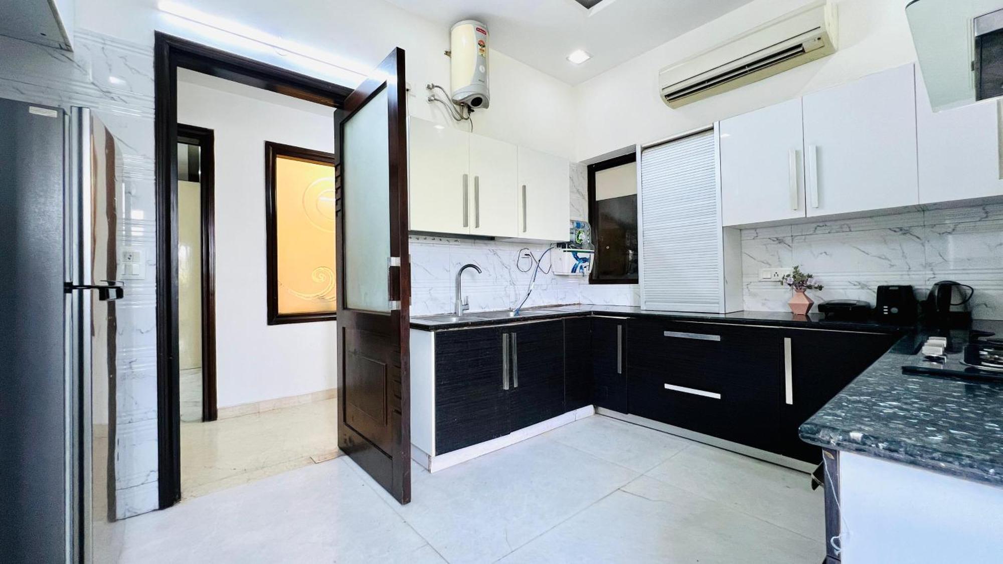 Olive Service Apartments - Greater Kailash Új-Delhi Szoba fotó